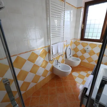 A Casa Di Valerio Bed & Breakfast 4*