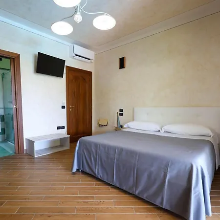 A Casa Di Valerio 4* Poggio Morello