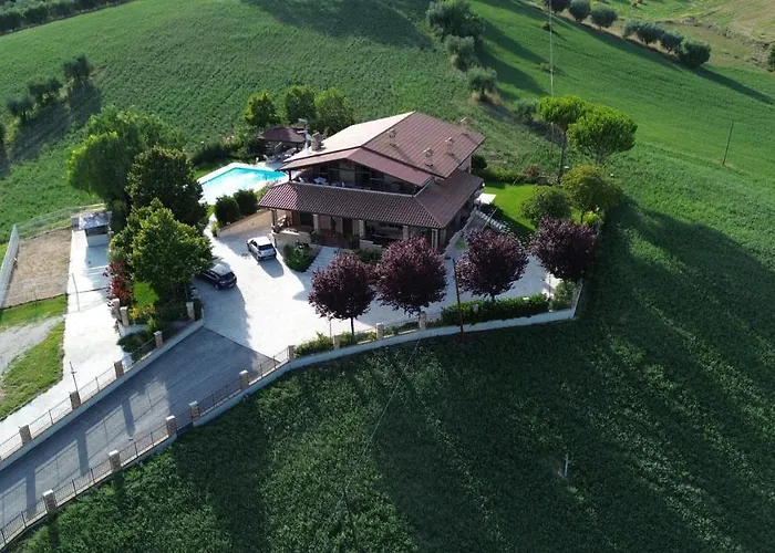 A Casa Di Valerio 4* Poggio Morello