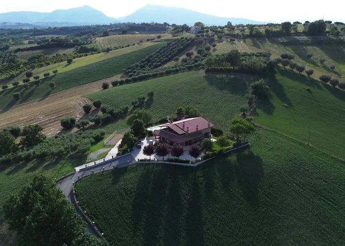 A Casa Di Valerio Bed and Breakfast 4*