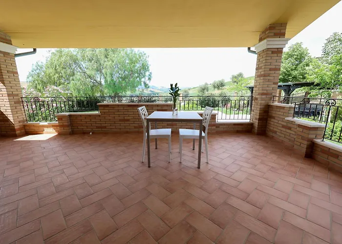 A Casa Di Valerio Bed and Breakfast 4*