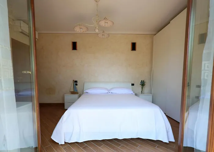 A Casa Di Valerio Bed and Breakfast 4*